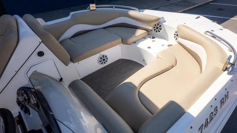 Slide: The Image of Hurricane 202 SS 2017 - 13