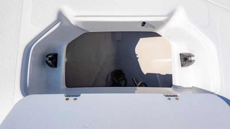 Slide: The Image of Hurricane 202 SS 2017 - 17