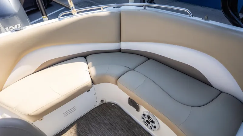 Slide: The Image of Hurricane 202 SS 2017 - 8