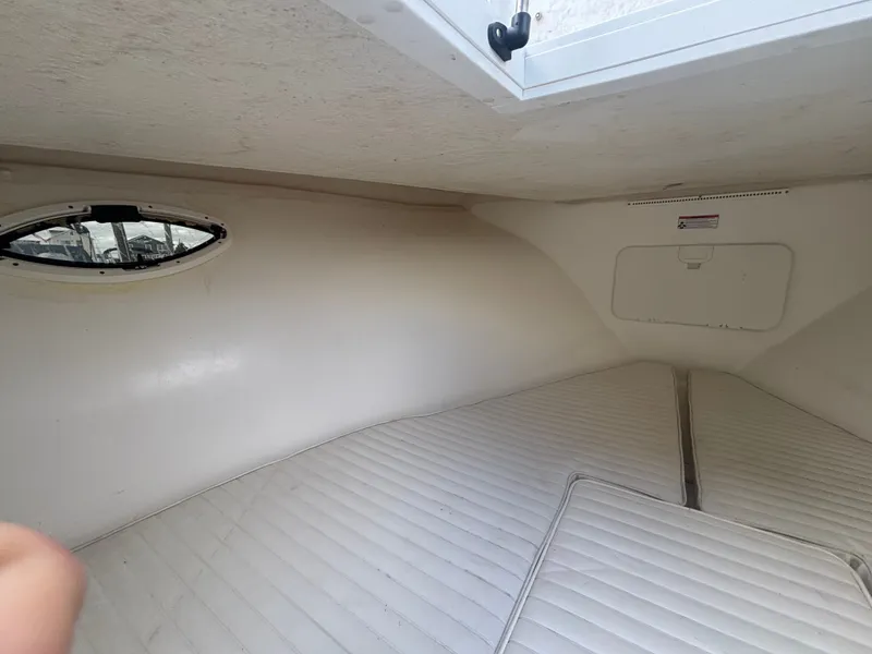 Slide: The Image of Dusky 252 XF Open Fisherman Front Cuddy 2017 - 13