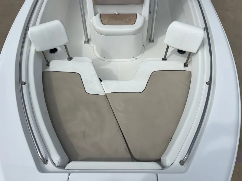 Slide: The Image of Sea Hunt Ultra 234 2013 - 13