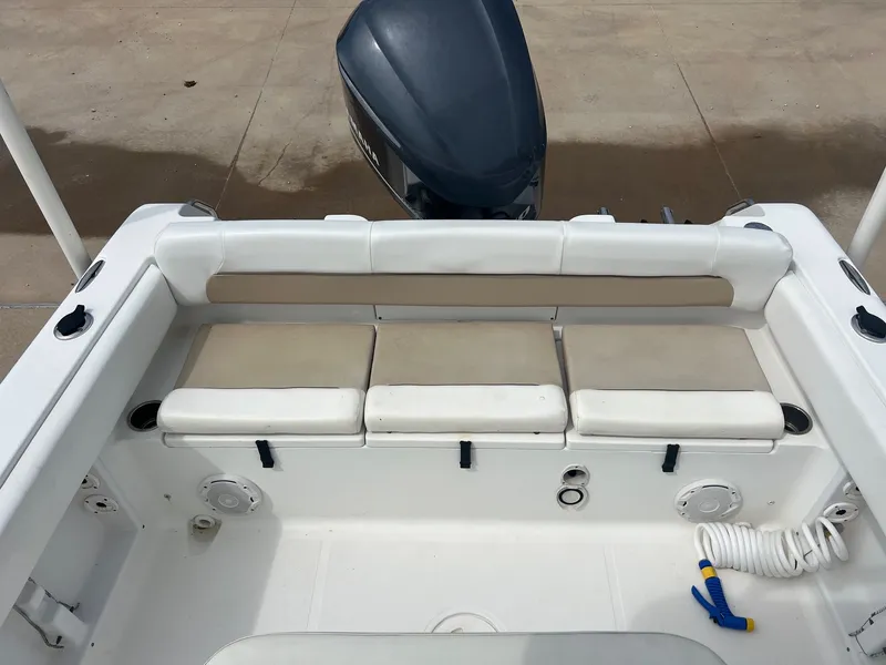 Slide: The Image of Sea Hunt Ultra 234 2013 - 27