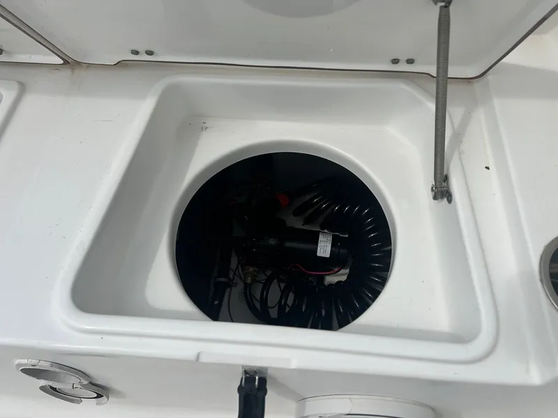 Slide: The Image of Sea Hunt Ultra 234 2013 - 29