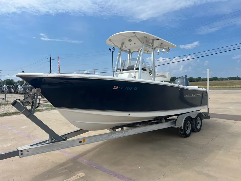 Slide: The Image of Sea Hunt Ultra 234 2013 - 3