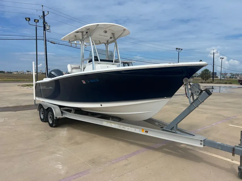 Slide: The Image of Sea Hunt Ultra 234 2013 - 6