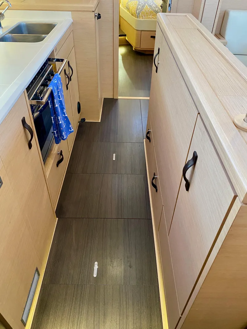 Slide: The Image of Jeanneau 54 2016 - 50