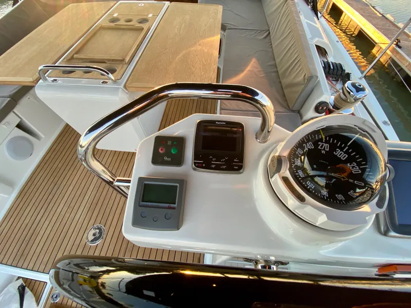 Slide: The Image of Jeanneau 54 2016 - 57