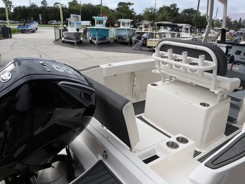 Slide: The Image of Bayliner Trophy T22CC 2023 - 7