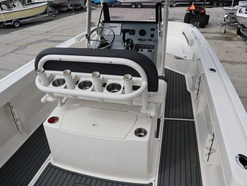 Slide: The Image of Bayliner Trophy T22CC 2023 - 9