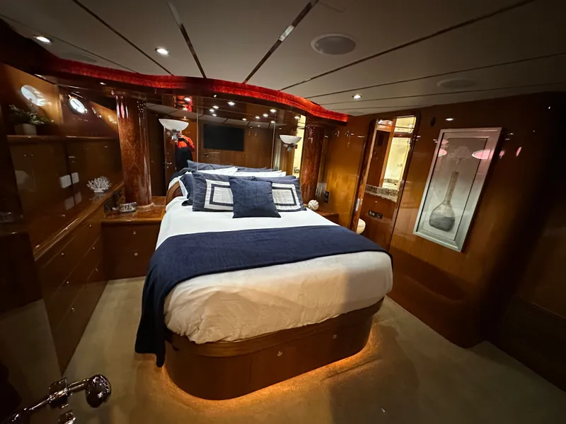 Slide: The Image of Ocean Alexander 58 Pilothouse 2008 - 23