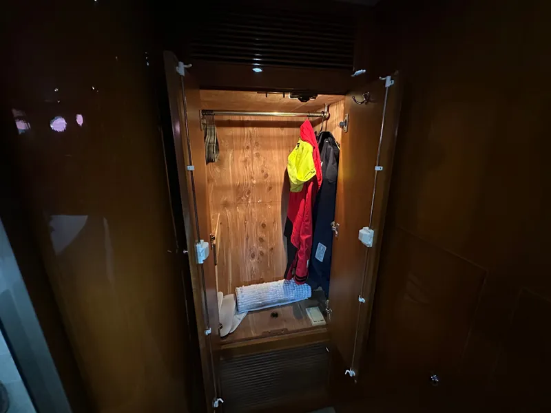 Slide: The Image of Ocean Alexander 58 Pilothouse 2008 - 26