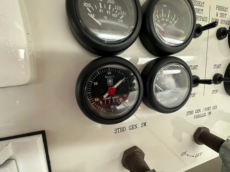 Slide: The Image of Ocean Alexander 58 Pilothouse 2008 - 65