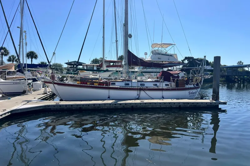 Slide: The Image of Bow view of Tayana Vancouver 42 yacht in harbor, built in 1988. - 31