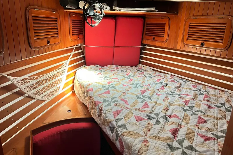Slide: The Image of Galley area of a 1988 Tayana Vancouver 42 yacht. - 37