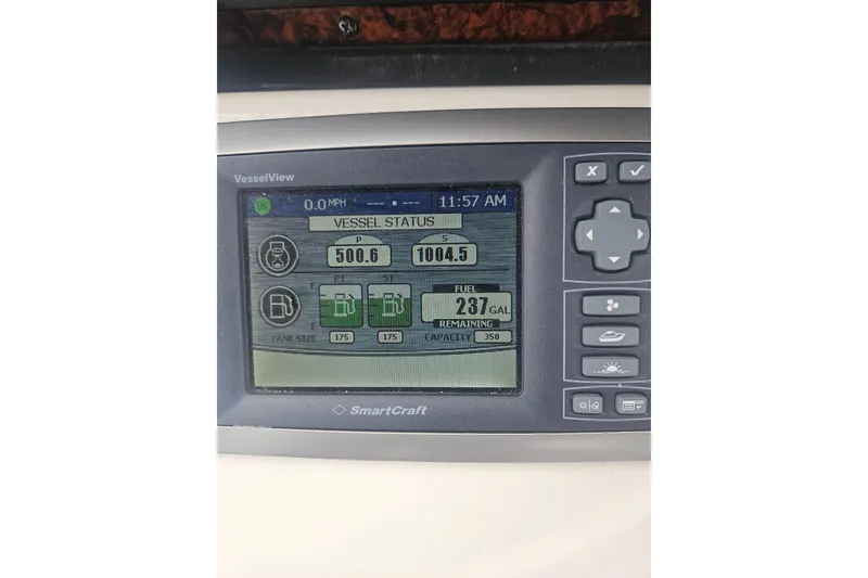 Slide: The Image of SmartCraft VesselView display on 2007 Sea Ray 44 Sedan Bridge, showing vessel status and fuel levels. - 16