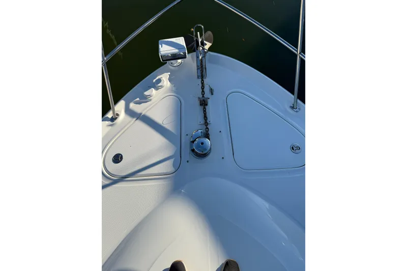 Slide: The Image of 2007 Sea Ray 44 Sedan Bridge bow with anchor and railing. - 22