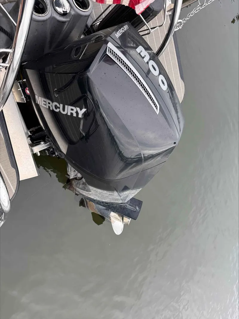 Slide: The Image of Barletta L25UE 2020 - 11