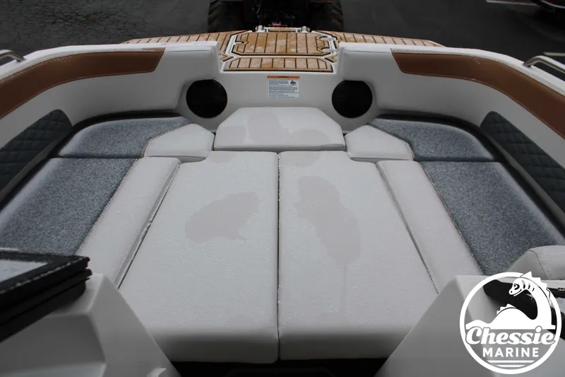 Slide: The Image of Starcraft SVX 190 DC OB 2026 - 21