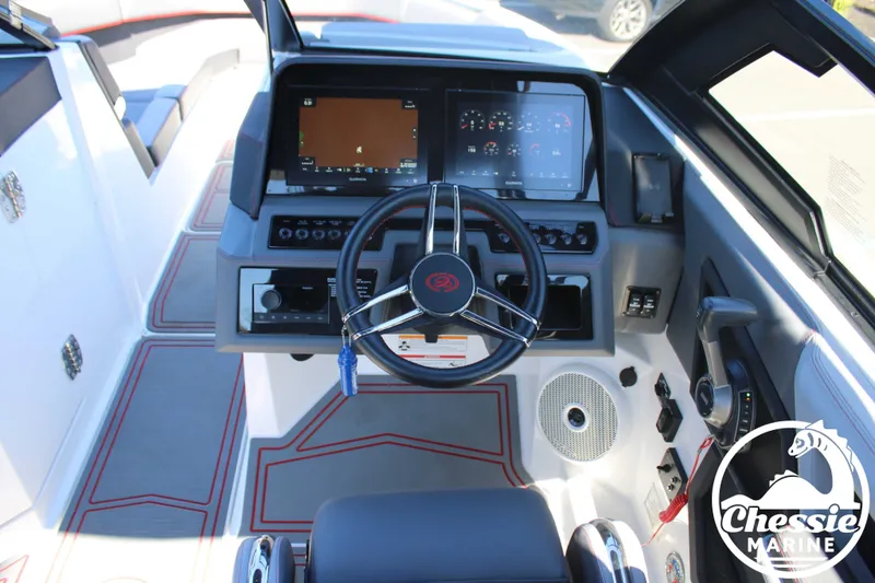 Slide: The Image of Cobalt R8 Surf 2024 - 26