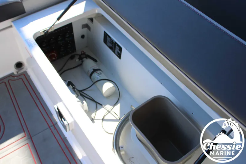 Slide: The Image of Cobalt R8 Surf 2024 - 29