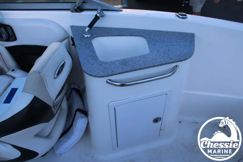 Slide: The Image of Chaparral 225 SSi 2014 - 16