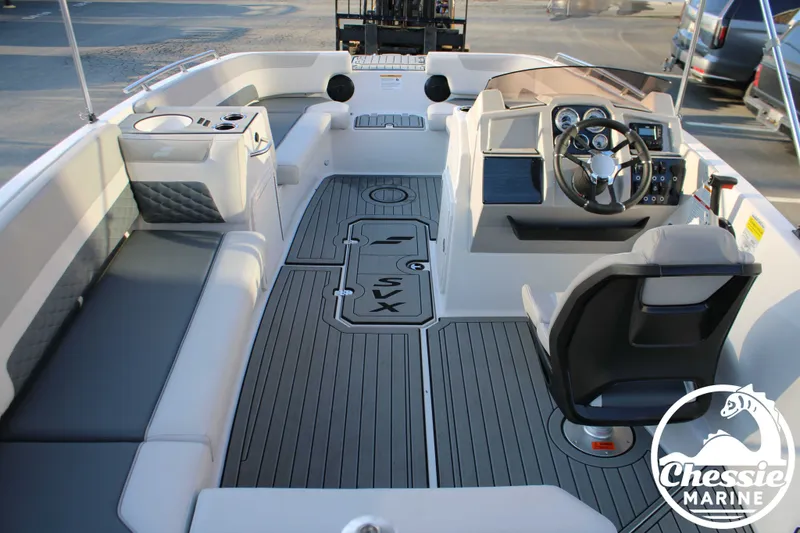 Slide: The Image of Starcraft SVX 191 OB 2026 - 10