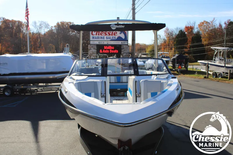 Slide: The Image of Malibu Wakesetter 23 LSV 2021 - 5