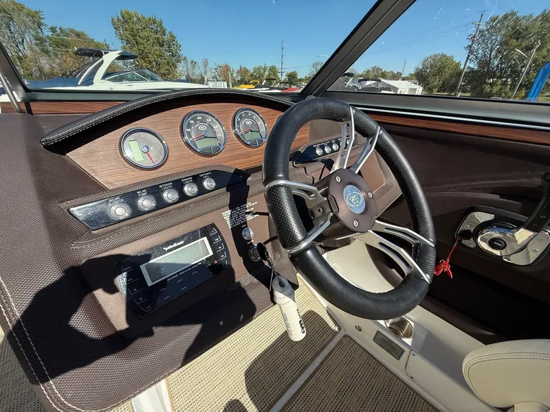 Slide: The Image of Cobalt R7 2015 - 18