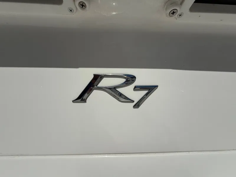 Slide: The Image of Cobalt R7 2015 - 5