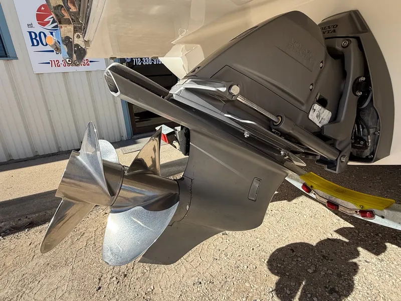 Slide: The Image of Cobalt R7 2015 - 7