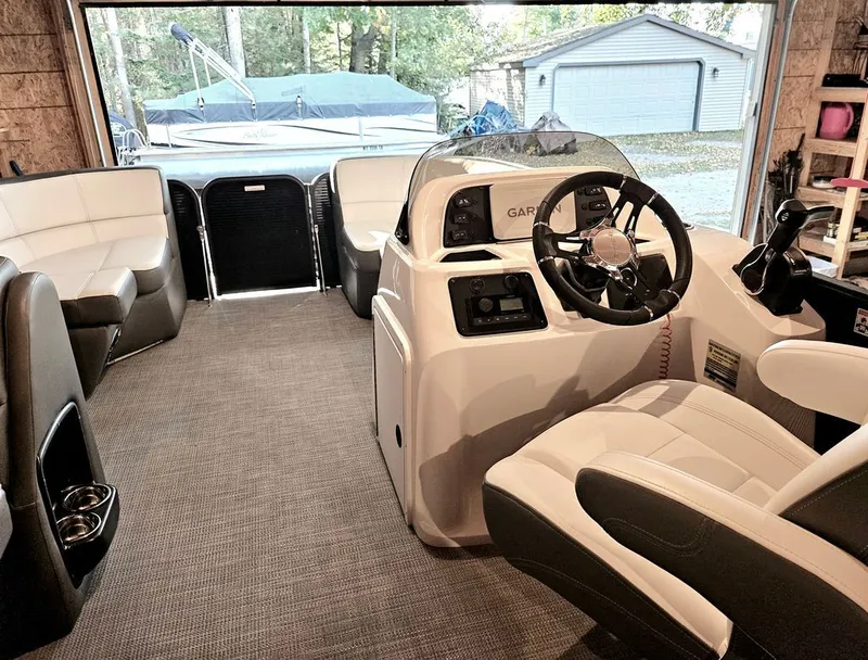 Slide: The Image of Manitou Aurora LE 18 2022 - 2