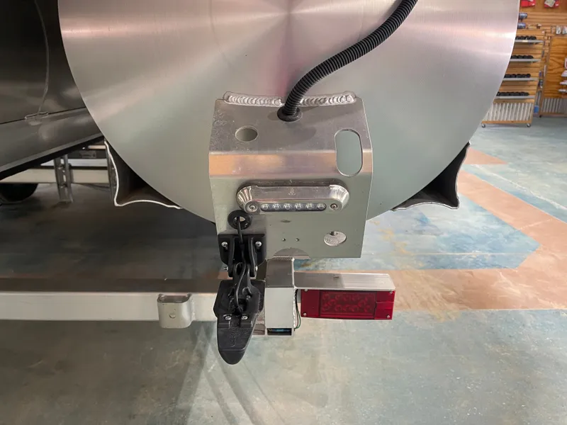 Slide: The Image of Avalon CAT VRB25T 2025 - 25