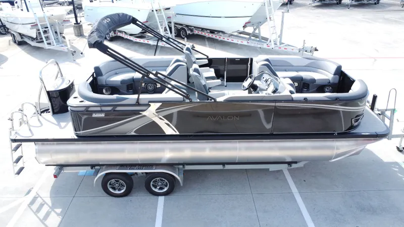 Slide: The Image of Avalon LSZ Quad Lounge - 23' 2025 - 12