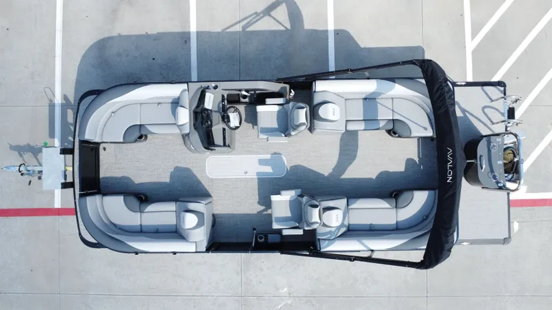 Slide: The Image of Avalon LSZ Quad Lounge - 23' 2025 - 20