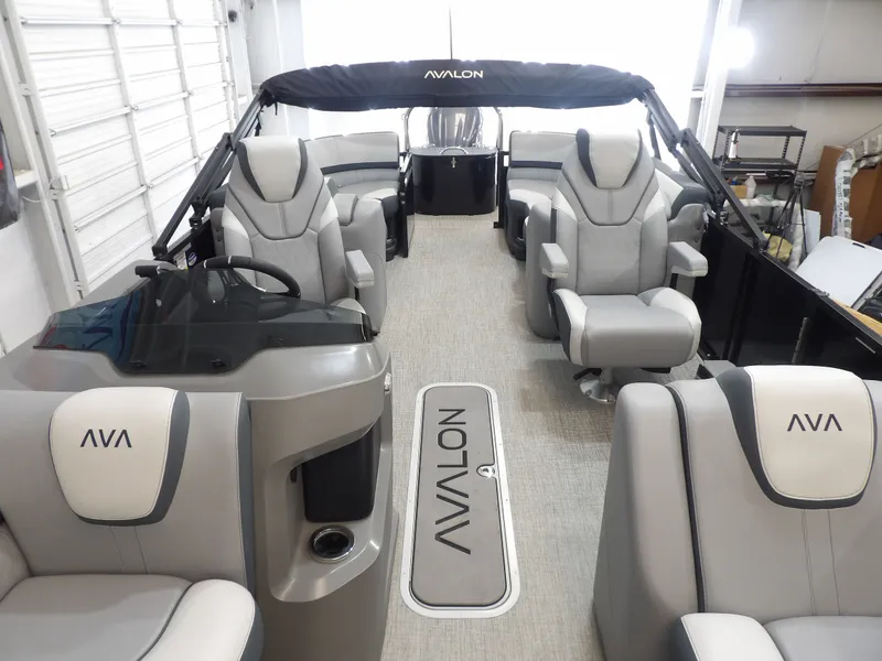 Slide: The Image of Avalon LSZ Quad Lounge - 23' 2025 - 13