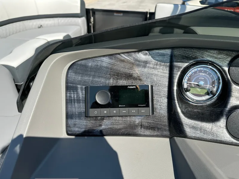 Slide: The Image of Avalon LSZ Quad Lounge Shift - 23' 2025 - 18