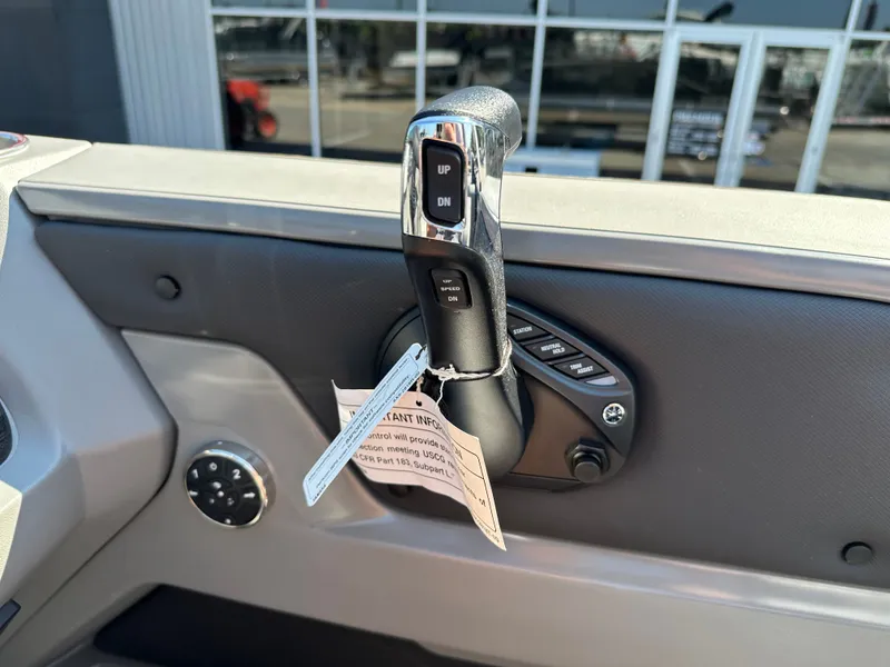 Slide: The Image of Avalon LSZ Quad Lounge Shift - 23' 2025 - 23