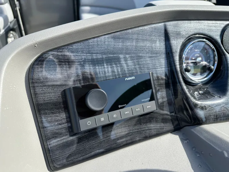 Slide: The Image of Avalon LSZ VRB23T 2025 - 24