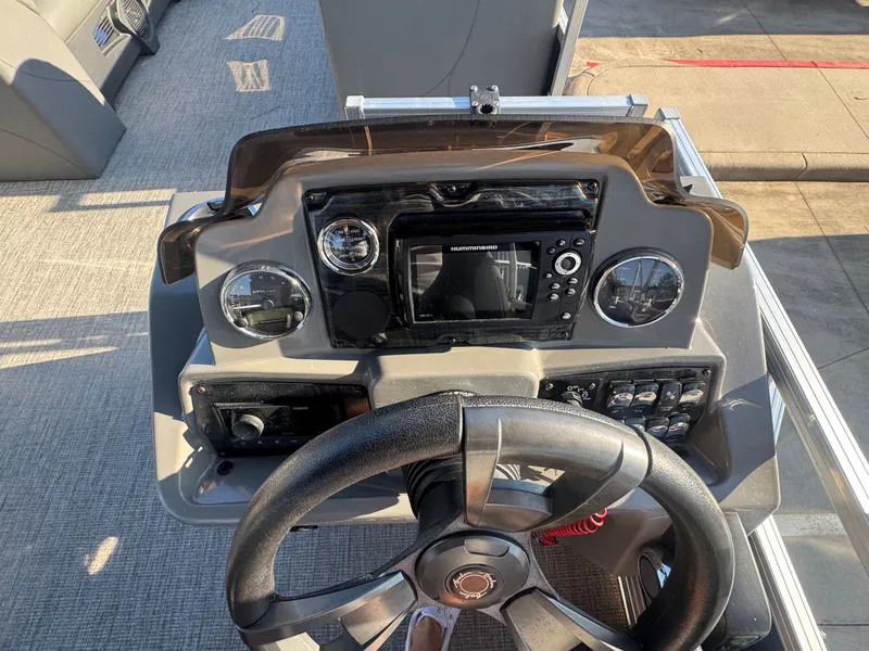 Slide: The Image of Avalon VNT 85 RF 23T 2023 - 15