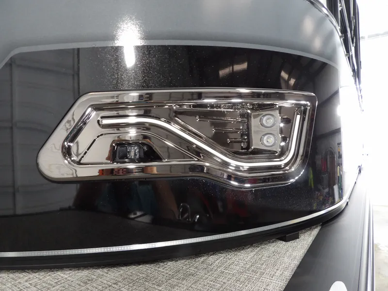 Slide: The Image of Avalon VNT85 QL23T 2025 - 10