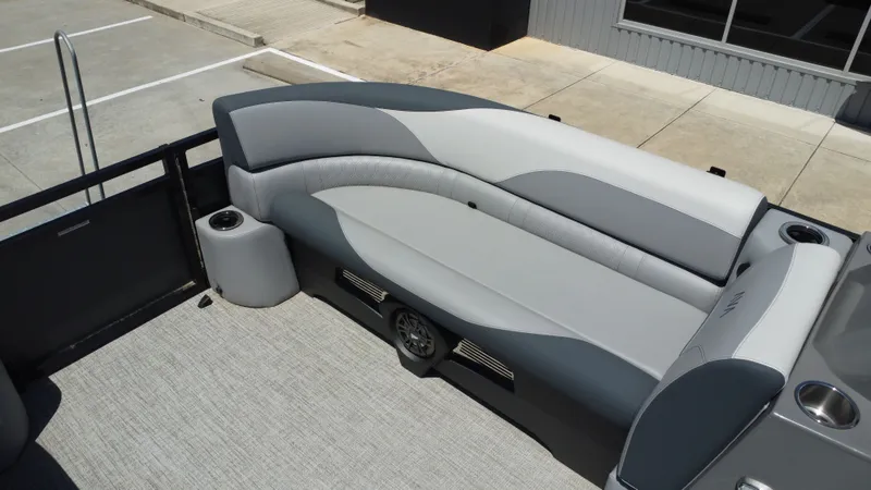 Slide: The Image of Avalon VNT85 QL23T 2025 - 29