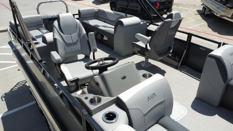 Slide: The Image of Avalon VNT85 QL23T 2025 - 30