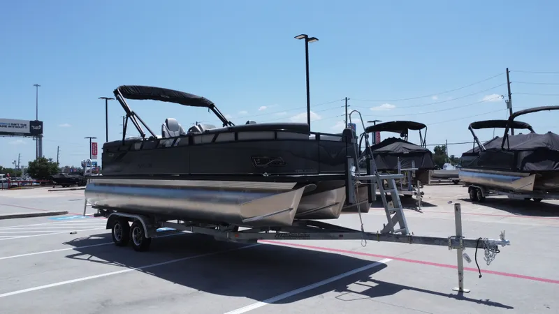 Slide: The Image of Avalon VNT85 QL23T 2025 - 7