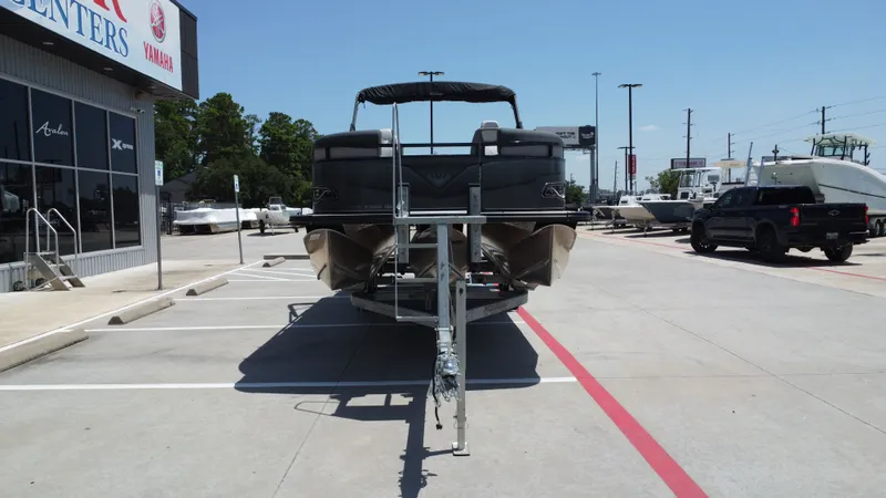 Slide: The Image of Avalon VNT85 QL23T 2025 - 8