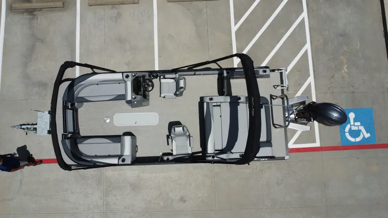 Slide: The Image of Avalon VNT85 VRB23T 2025 - 19