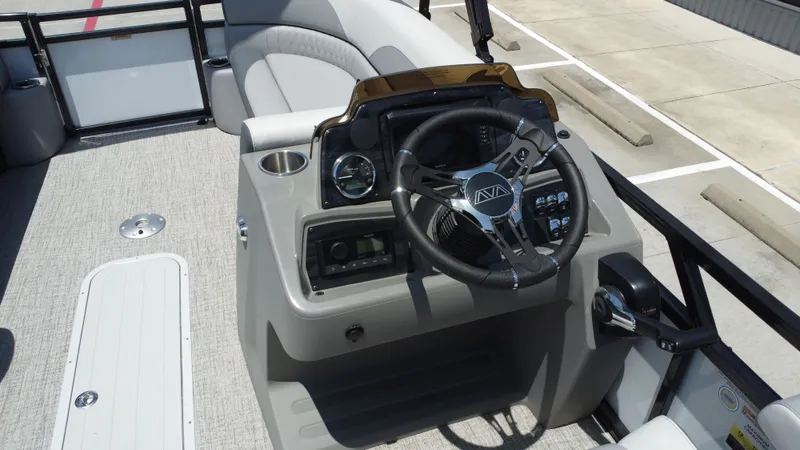 Slide: The Image of Avalon VNT85 VRB23T 2025 - 26