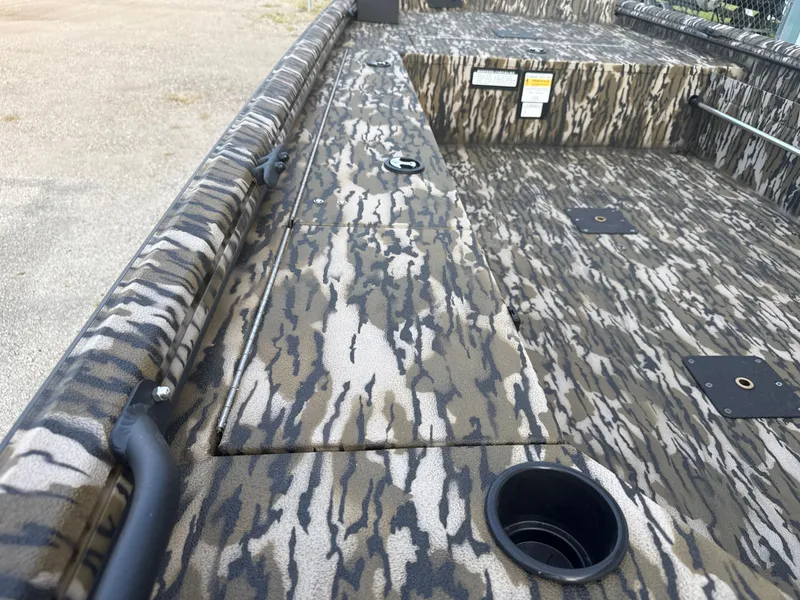 Slide: The Image of Avid 16 Commander 2026 - 17