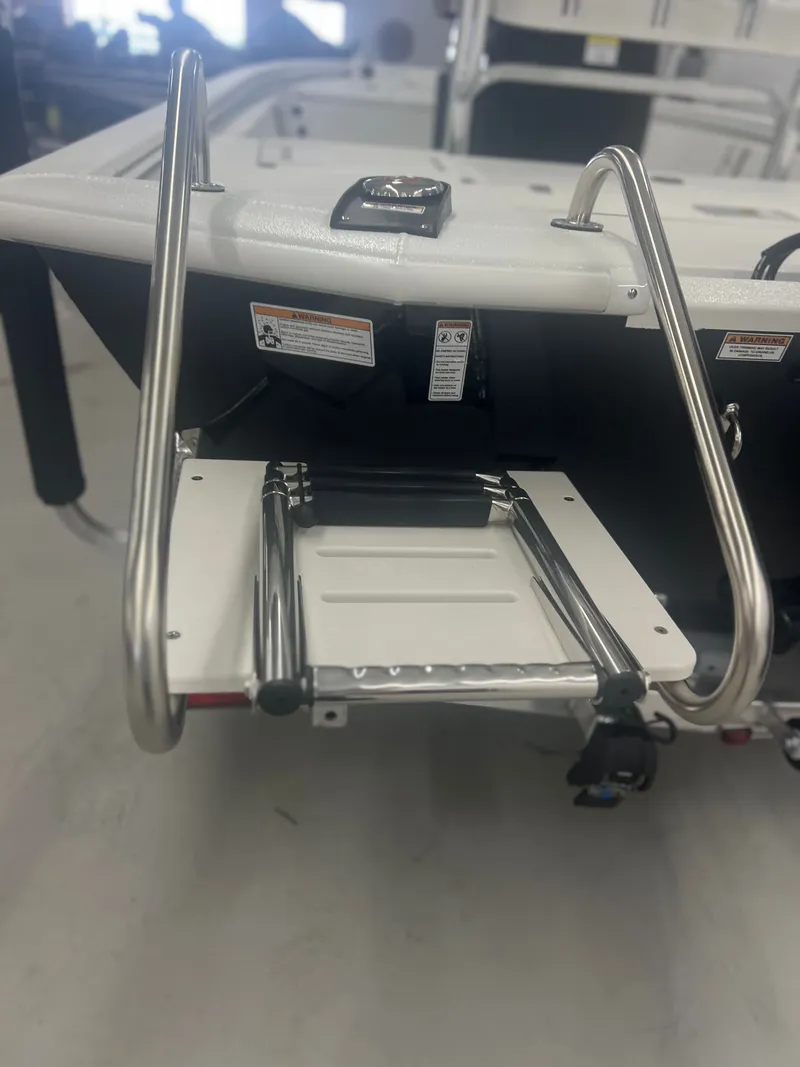 Slide: The Image of Avid 19FSX 2025 - 10