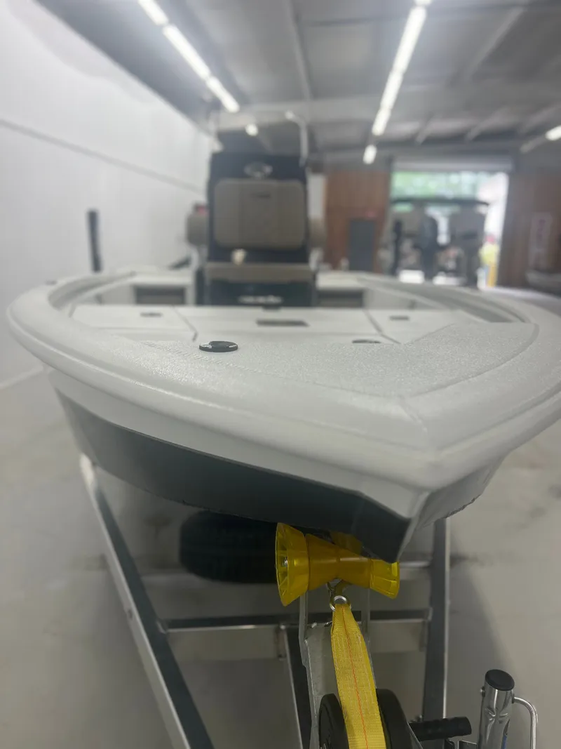 Slide: The Image of Avid 19FSX 2025 - 12