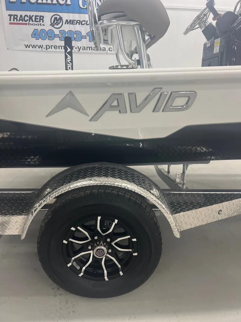 Slide: The Image of Avid 19FSX 2025 - 23